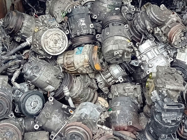 コンプレッサー