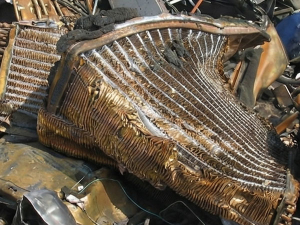 真鍮ラジエーター